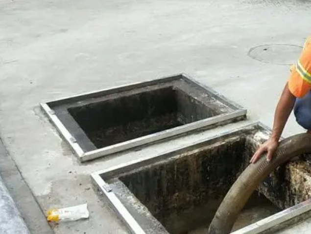 神湾镇化粪池清理